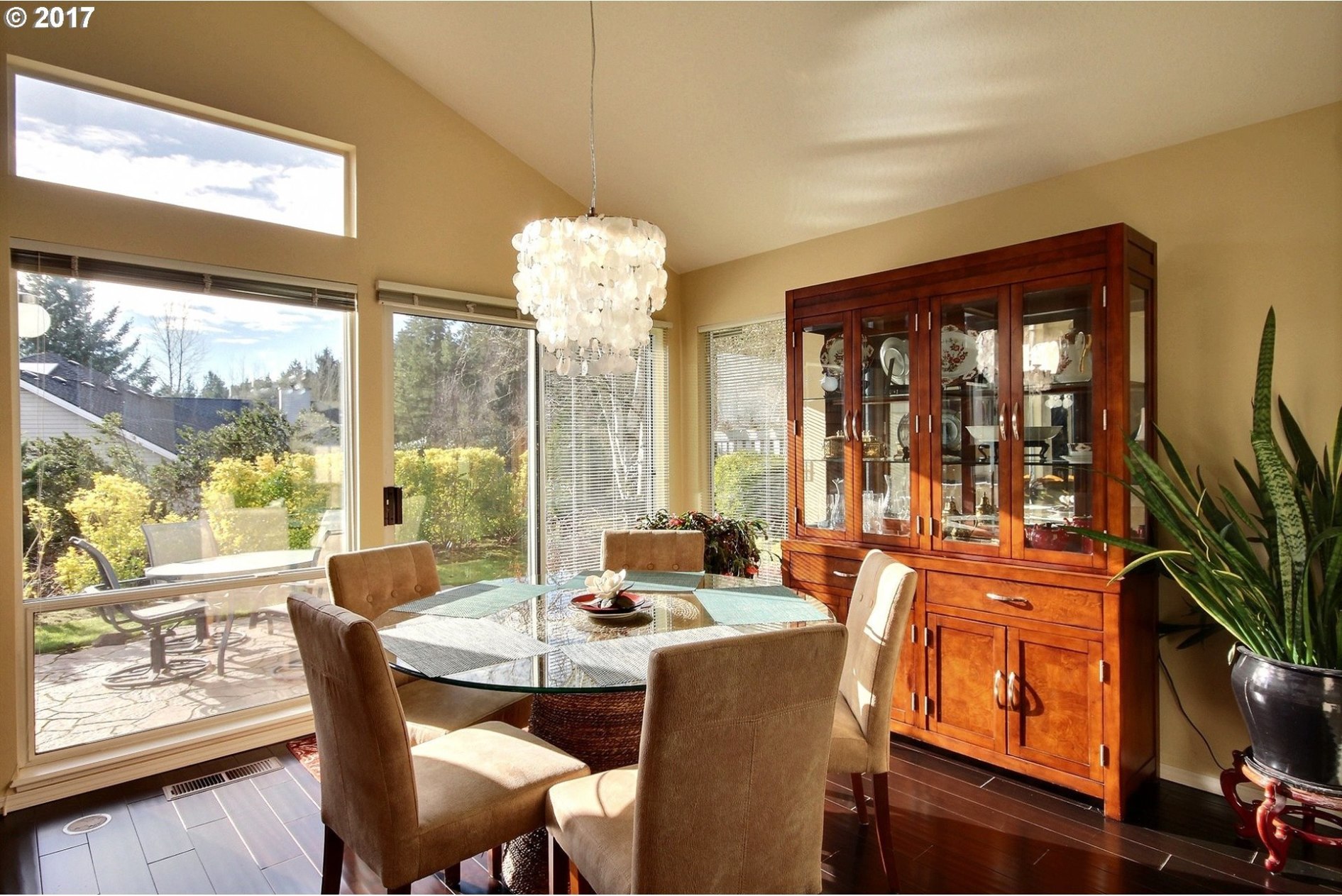 11243 Southwest Pintail Loop Beaverton, OR 97007 - Photo 10 of 32 Gallery Image 10