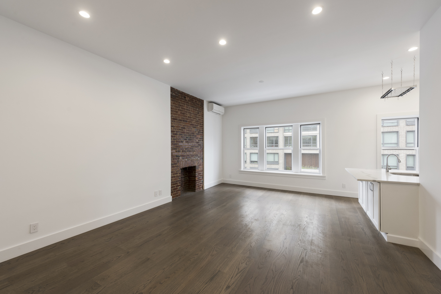 575 Vanderbilt Avenue, Fl 3 Brooklyn, NY 11238 - Photo 4 of 7