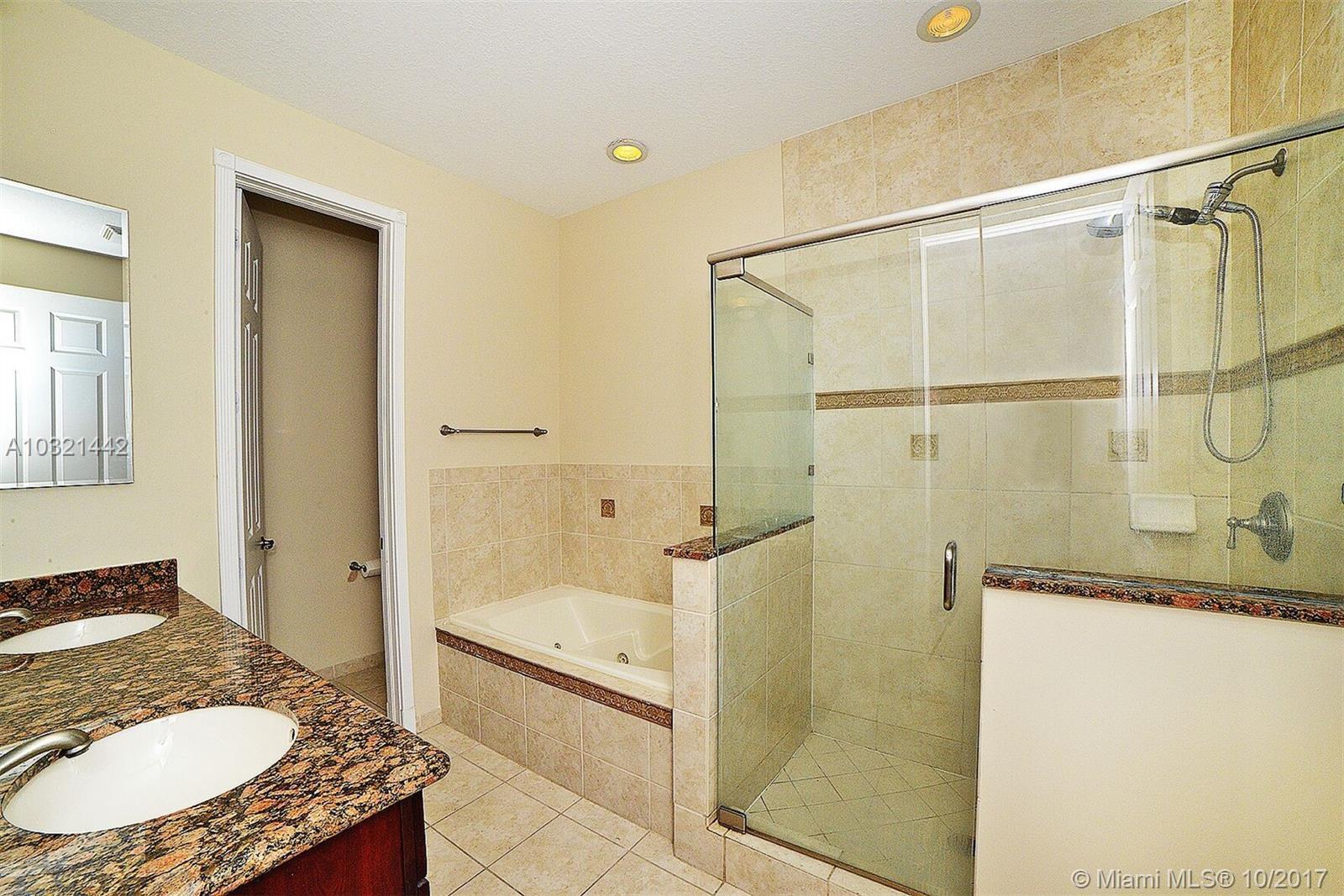 8336 Northwest 8th Way, Unit 8336 Boca Raton, FL 33487 - Photo 18 of 37 Gallery Image 18