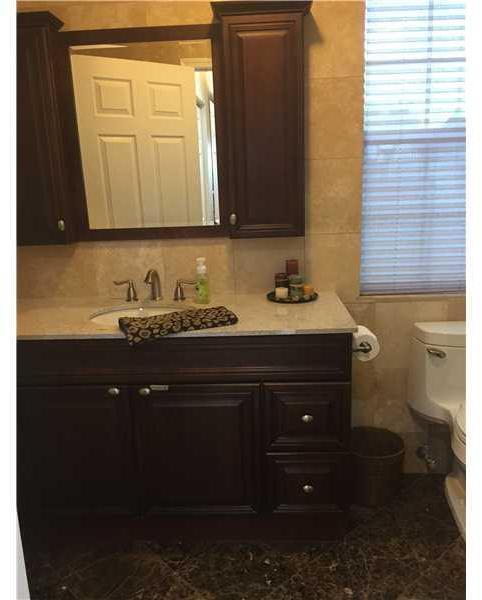 13721 Southwest 280th Terrace Homestead, FL 33033 - Photo 10 of 20