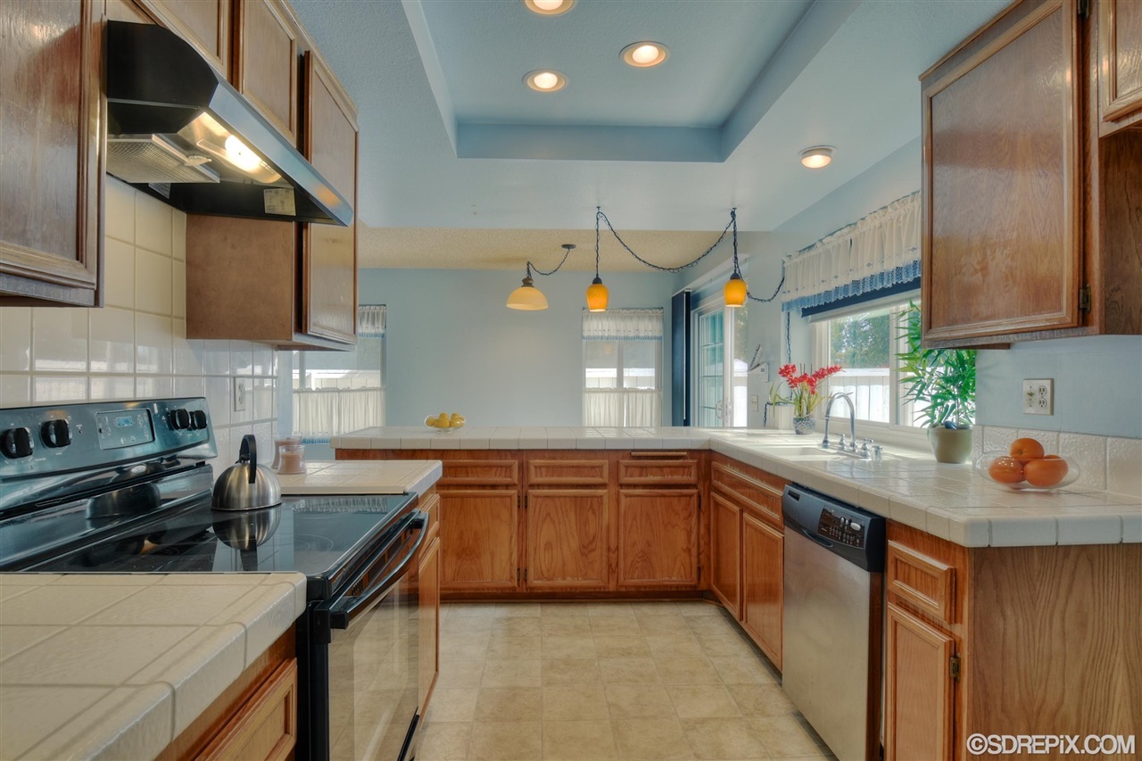 668 Rue Parc Chula Vista, CA 91913 - Photo 9 of 25 Gallery Image 9
