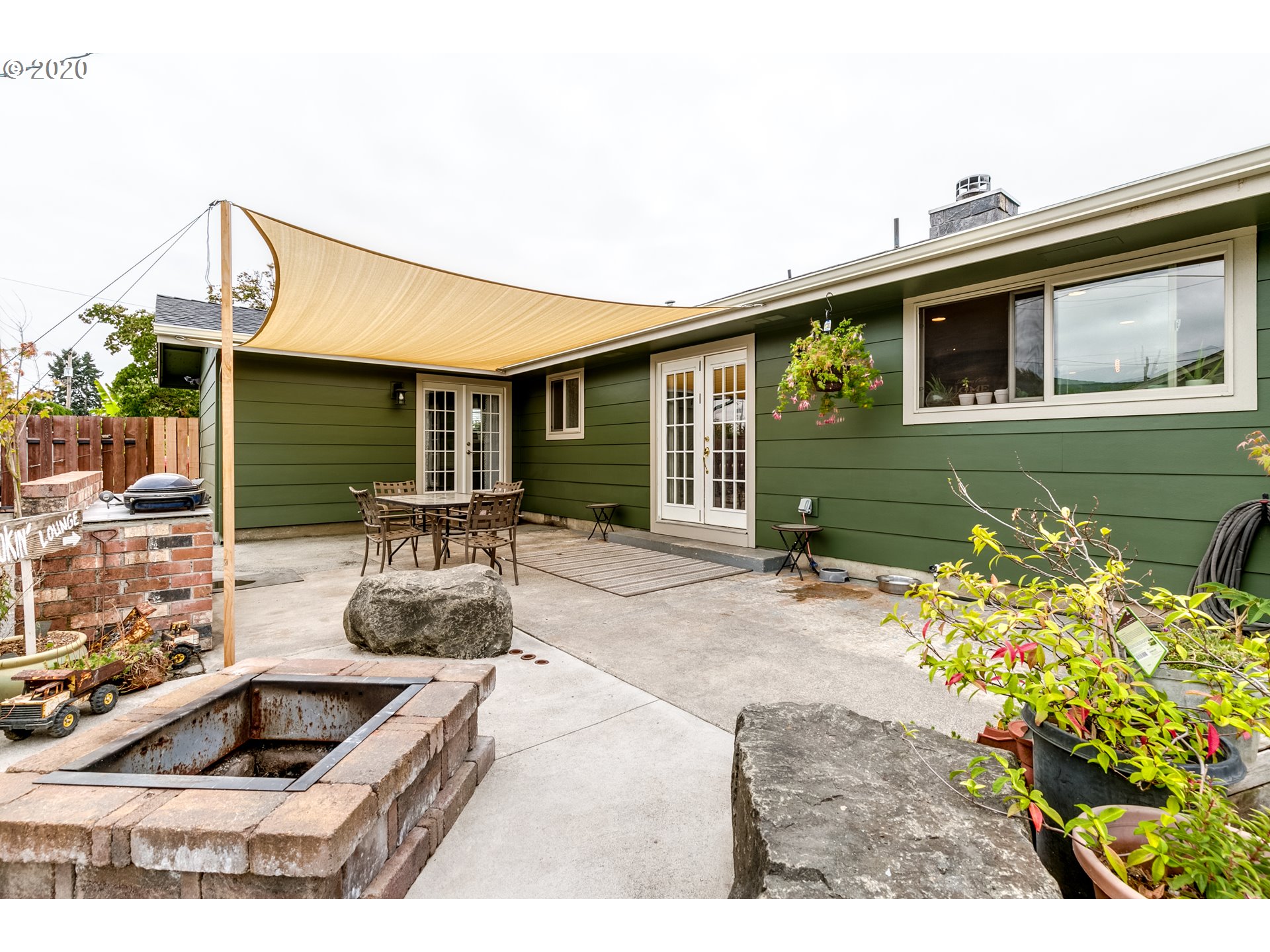 1920 Lomond Avenue Springfield, OR 97477 - Photo 22 of 32