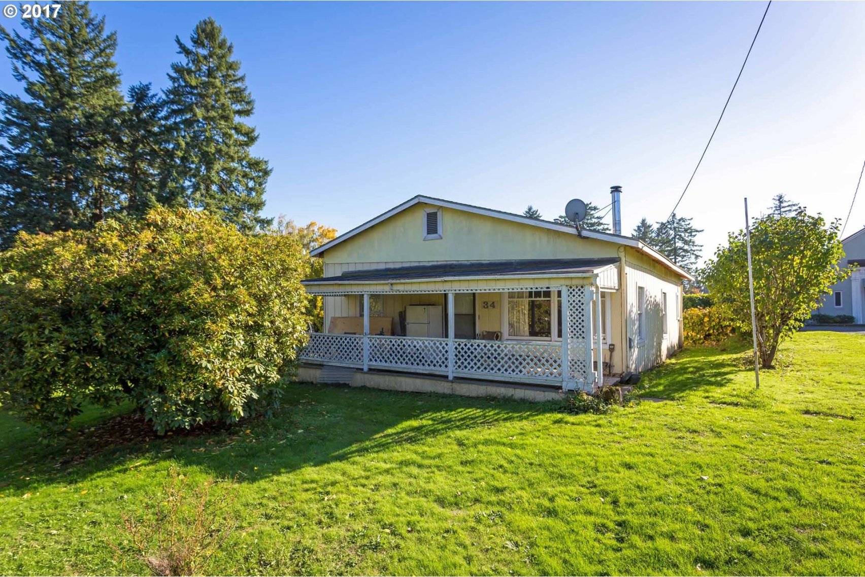 34 Southwest Alice Street Portland, OR 97219 - Photo 2 of 21