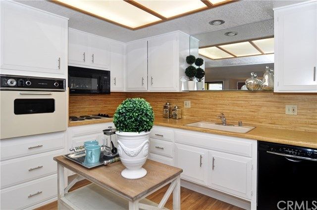 $242,000 | 13522 El Dorado Drive, Unit 49F, Seal Beach, CA 90740