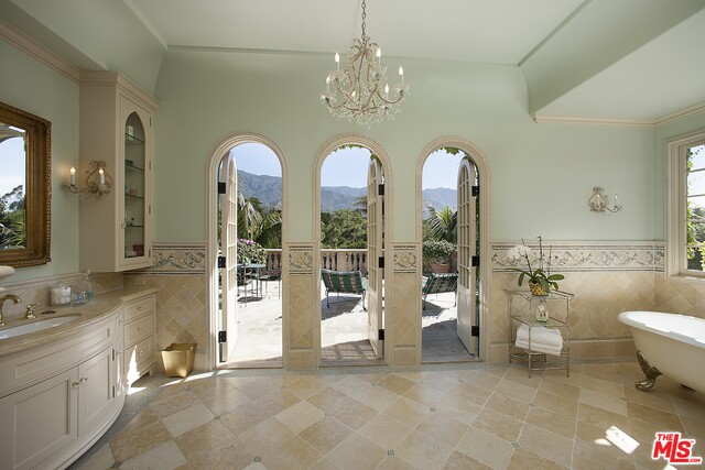 2733 Sycamore Canyon Road Montecito, CA 93108 - Photo 12 of 17