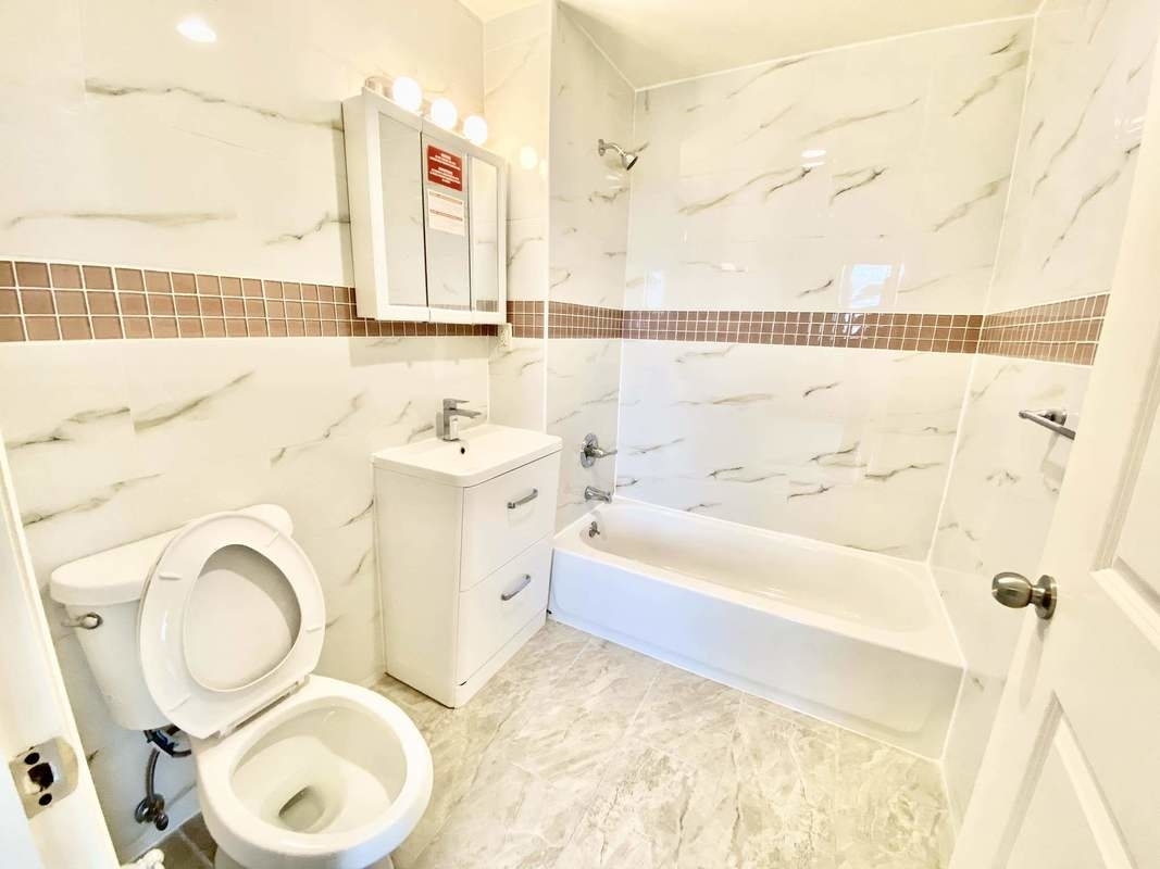 461 Winthrop Street, Unit 5A Brooklyn, NY 11203 - Photo 6 of 6