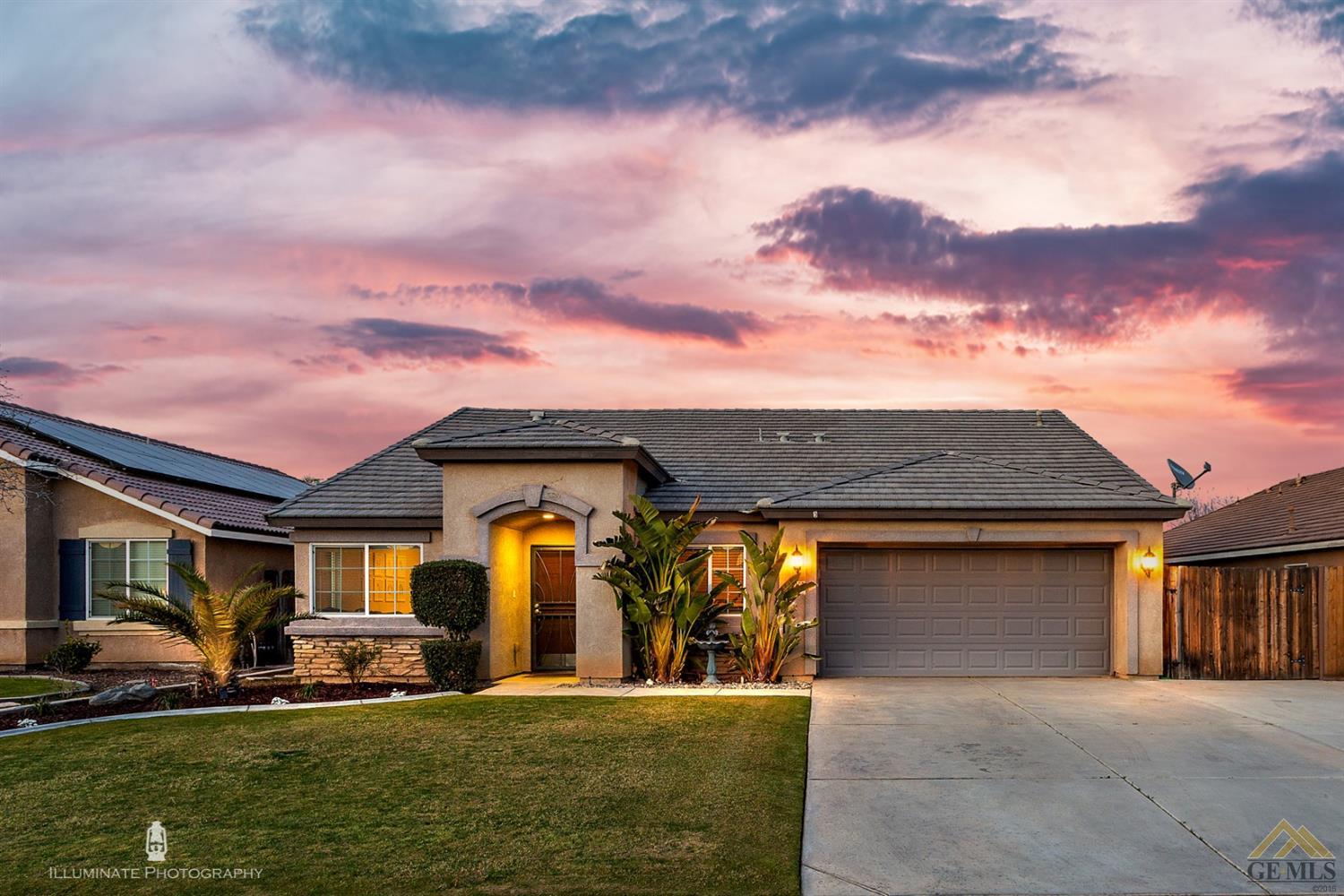 13200 Ridgeway Meadows Drive Bakersfield, CA 93314 - Photo 3 of 32