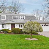 $999,900 | 70 Village Road, East Hills, NY 11577