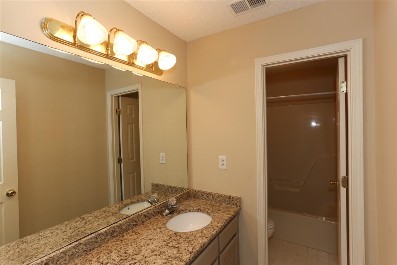 861 Rhett Butler Drive Collierville, TN 38017 - Photo 17 of 25 Hall bath with new granite countertop and new sink!