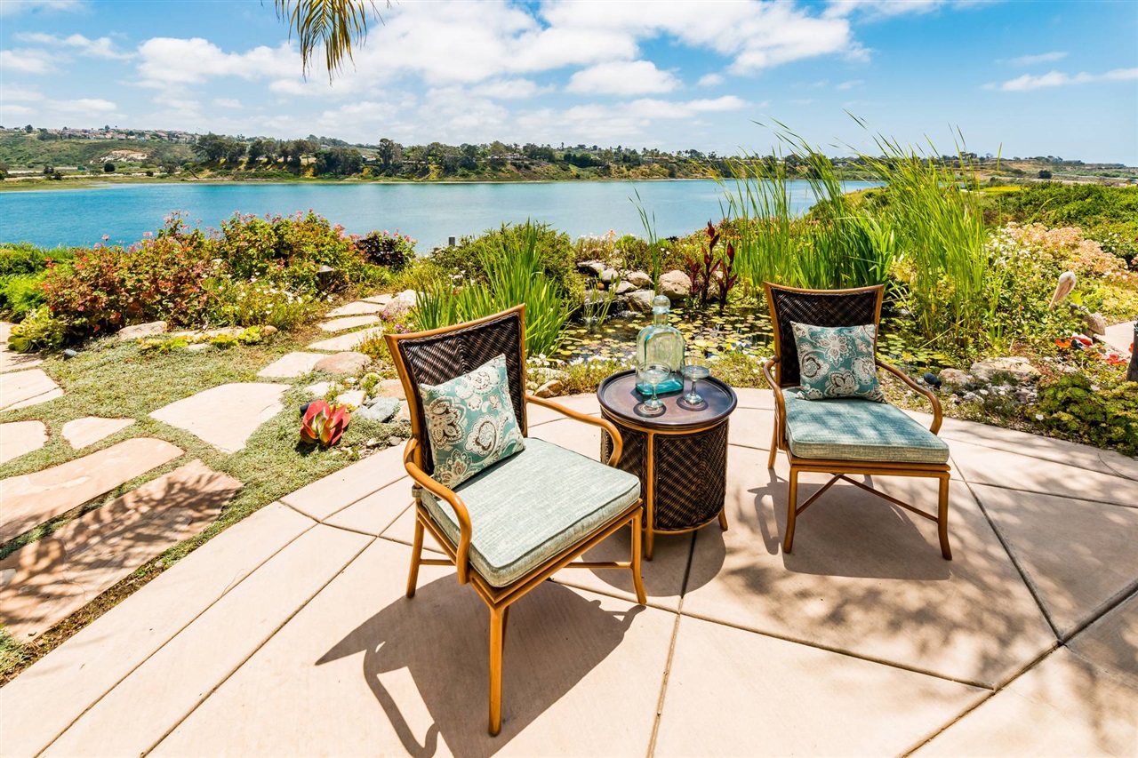 7558 Navigator Circle Carlsbad, CA 92011 - Photo 7 of 16