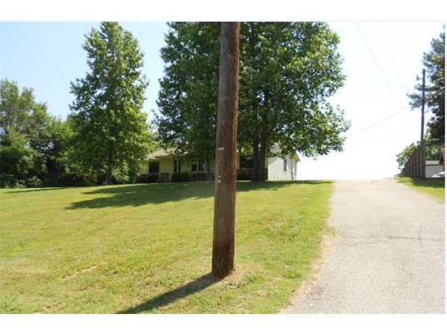 8964 Deadfall Road Millington, TN 38053 - Photo 14 of 15