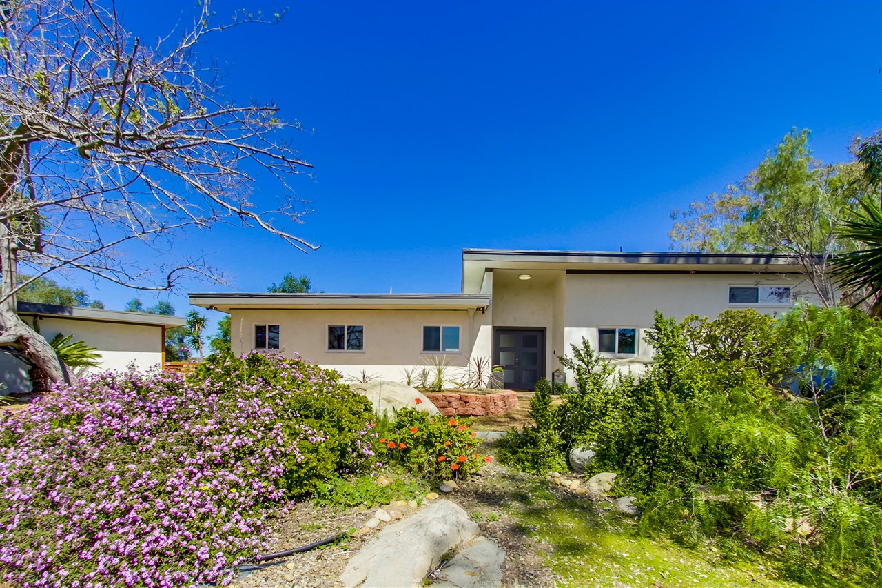 12197 Boulder View Drive Poway, CA 92064 - Photo 5 of 25