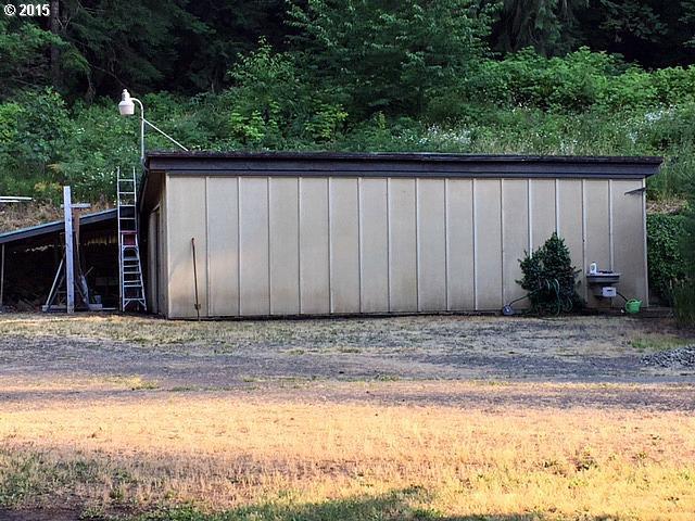 217 Lone Rock Road Glide, OR 97443 - Photo 10 of 16 Gallery Image 10