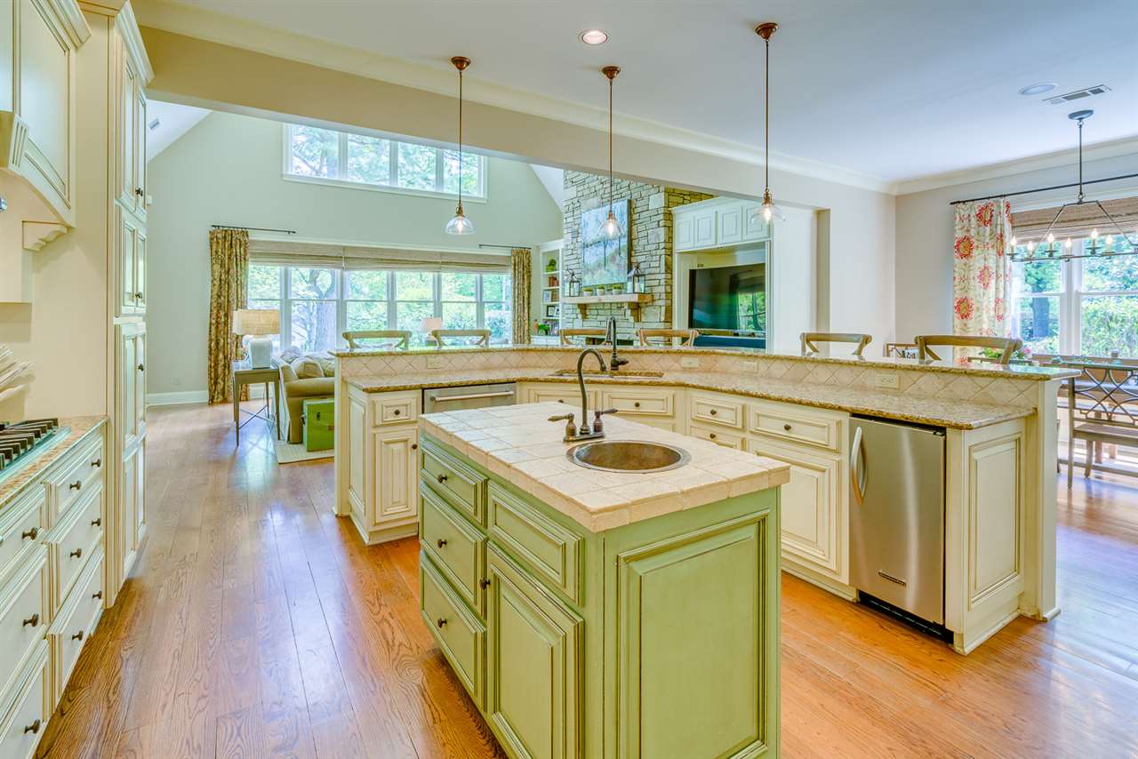 130 Waring Road Memphis, TN 38117 - Photo 12 of 24