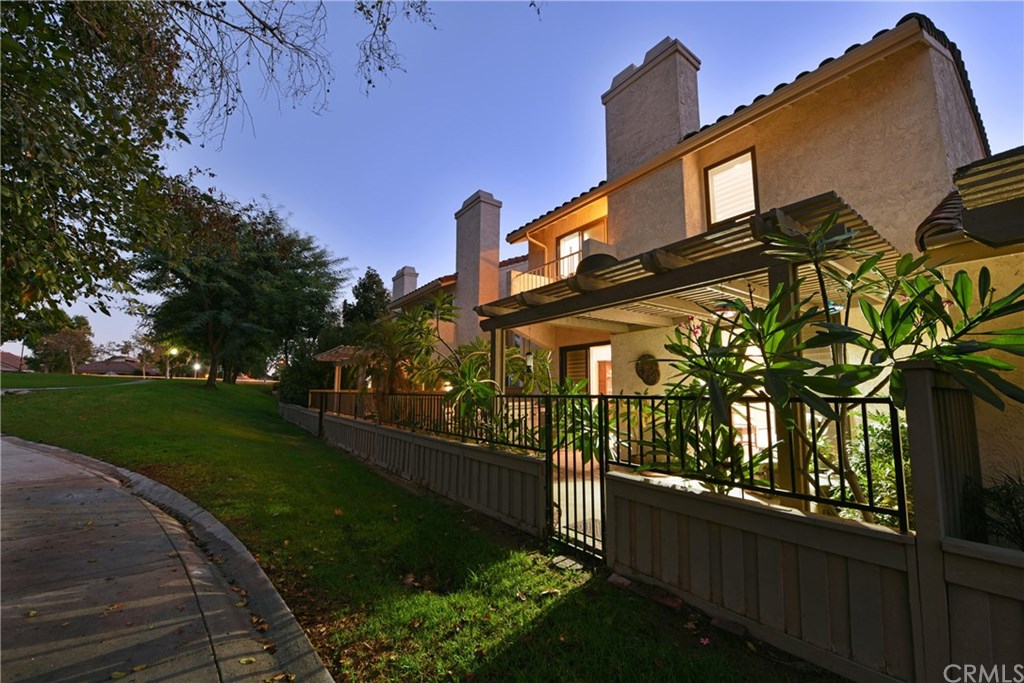 663 Colonial Circle Fullerton, CA 92835 - Photo 24 of 46