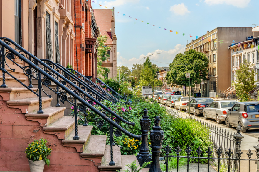 200 Van Buren Street, Unit TWNHSE Brooklyn, NY 11221 - Photo 3 of 13