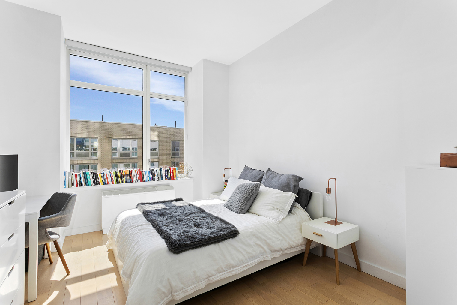 22 North 6th Street, Unit 9K Brooklyn, NY 11249 - Photo 3 of 12