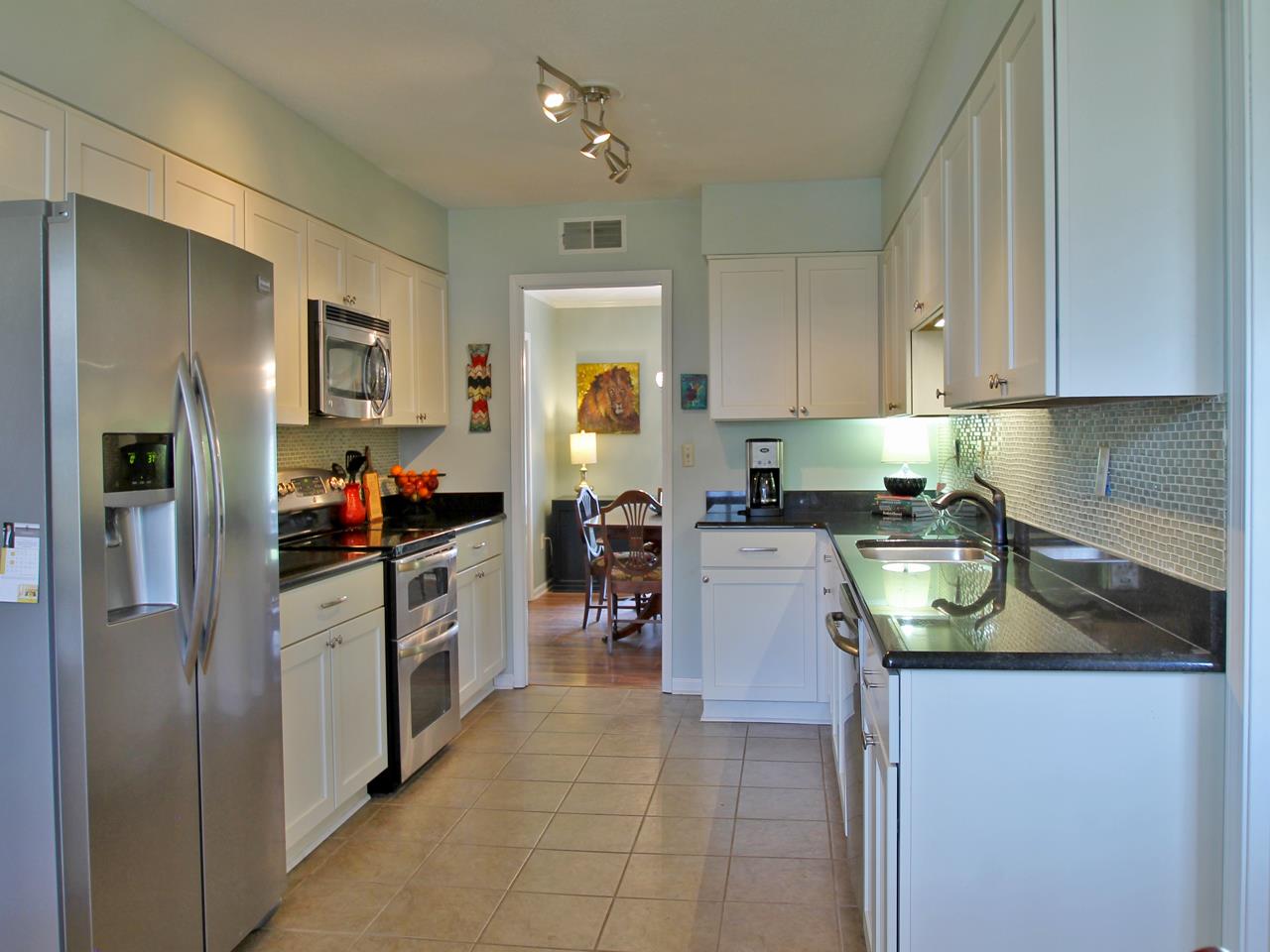 2041 Brierbrook Road Germantown, TN 38138 - Photo 10 of 25 Gallery Image 10