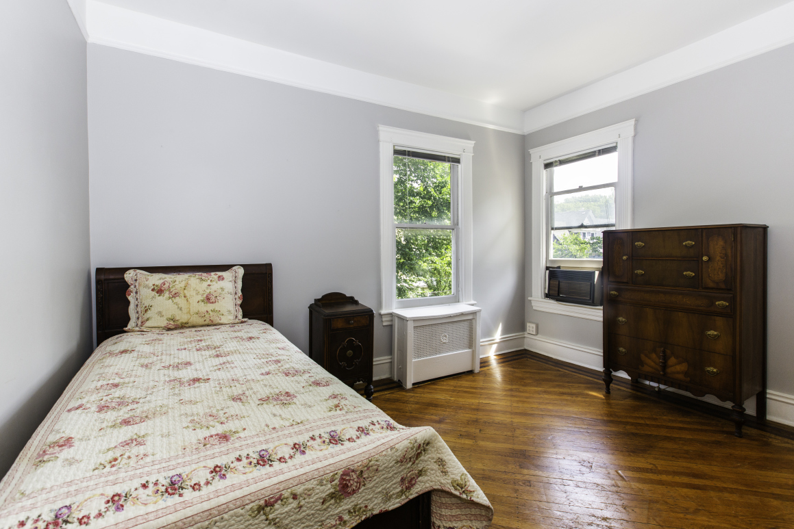 51 Waldorf Court Brooklyn, NY 11230 - Photo 7 of 12