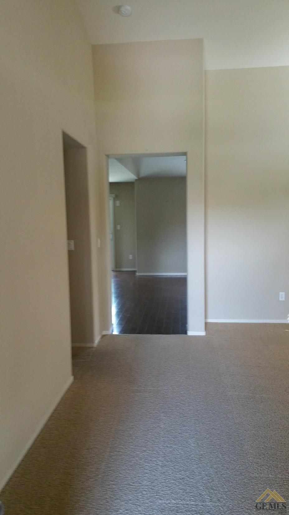 9012 Rockefeller Street Bakersfield, CA 93311 - Photo 8 of 21 Gallery Image 8