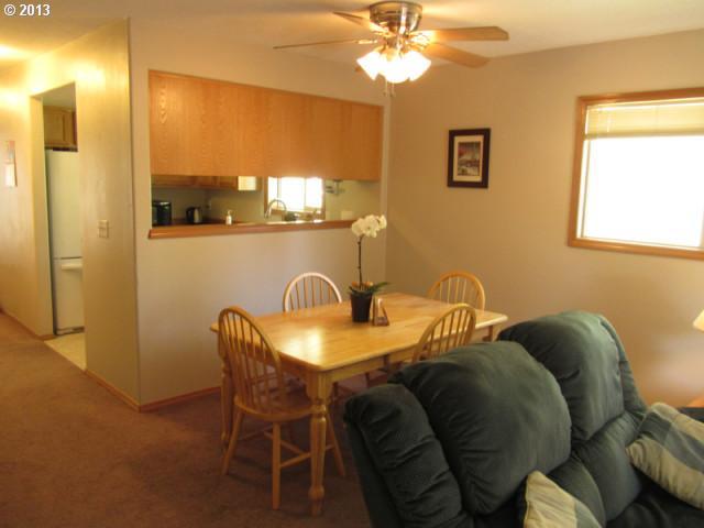 5508 Southeast Knapp Street Portland, OR 97206 - Photo 4 of 13