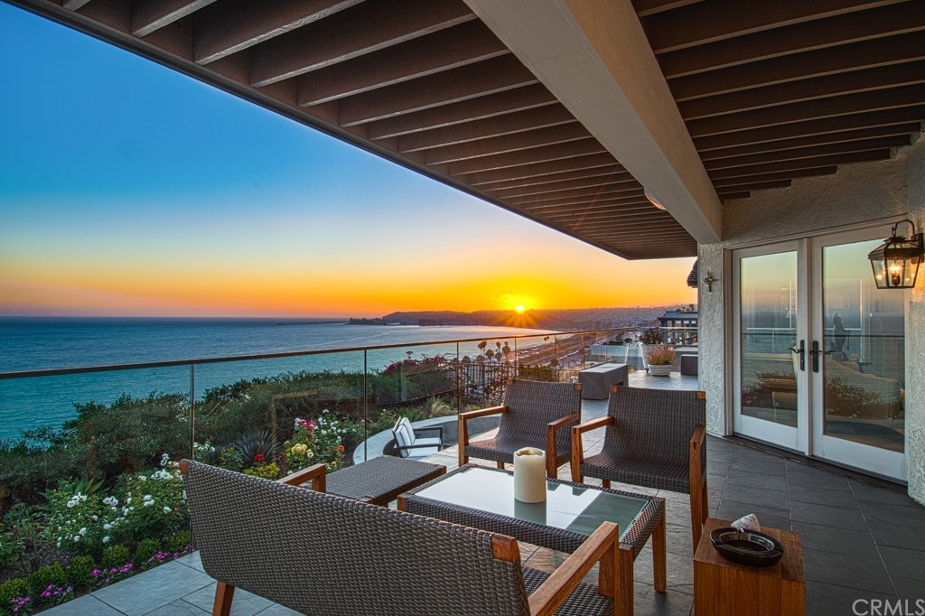 34861 Doheny Place Dana Point, CA 92624 - Photo 2 of 32