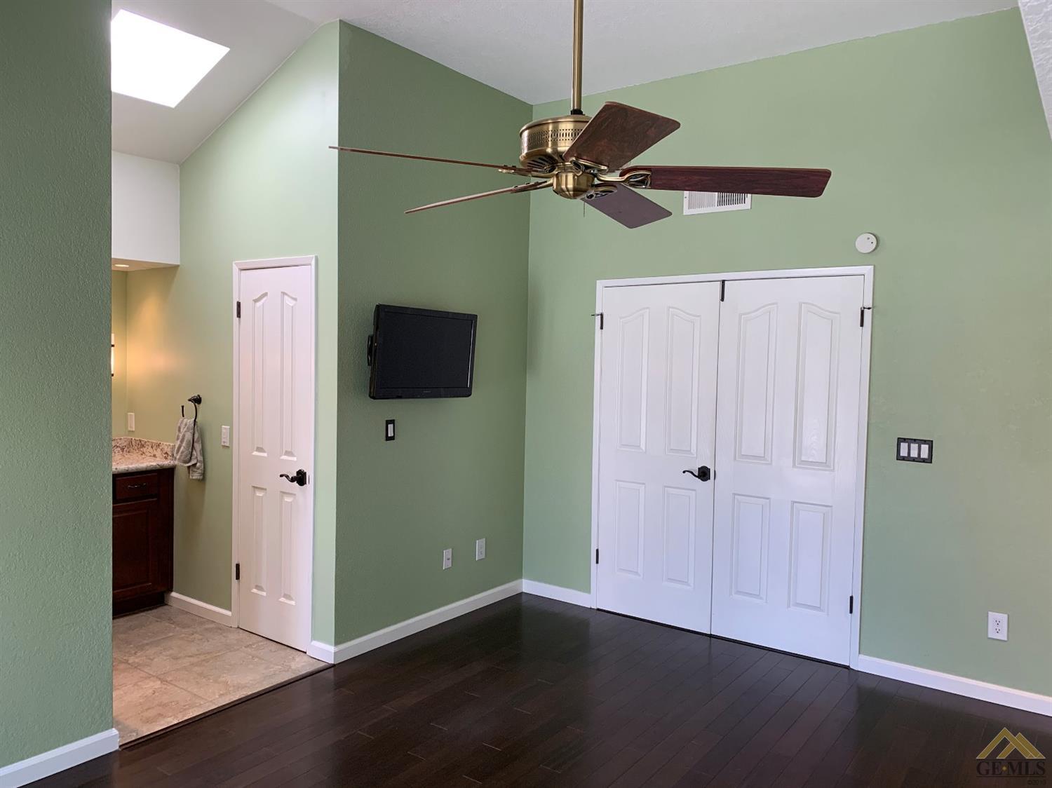 9600 Ridge Oak Drive Bakersfield, CA 93311 - Photo 20 of 40