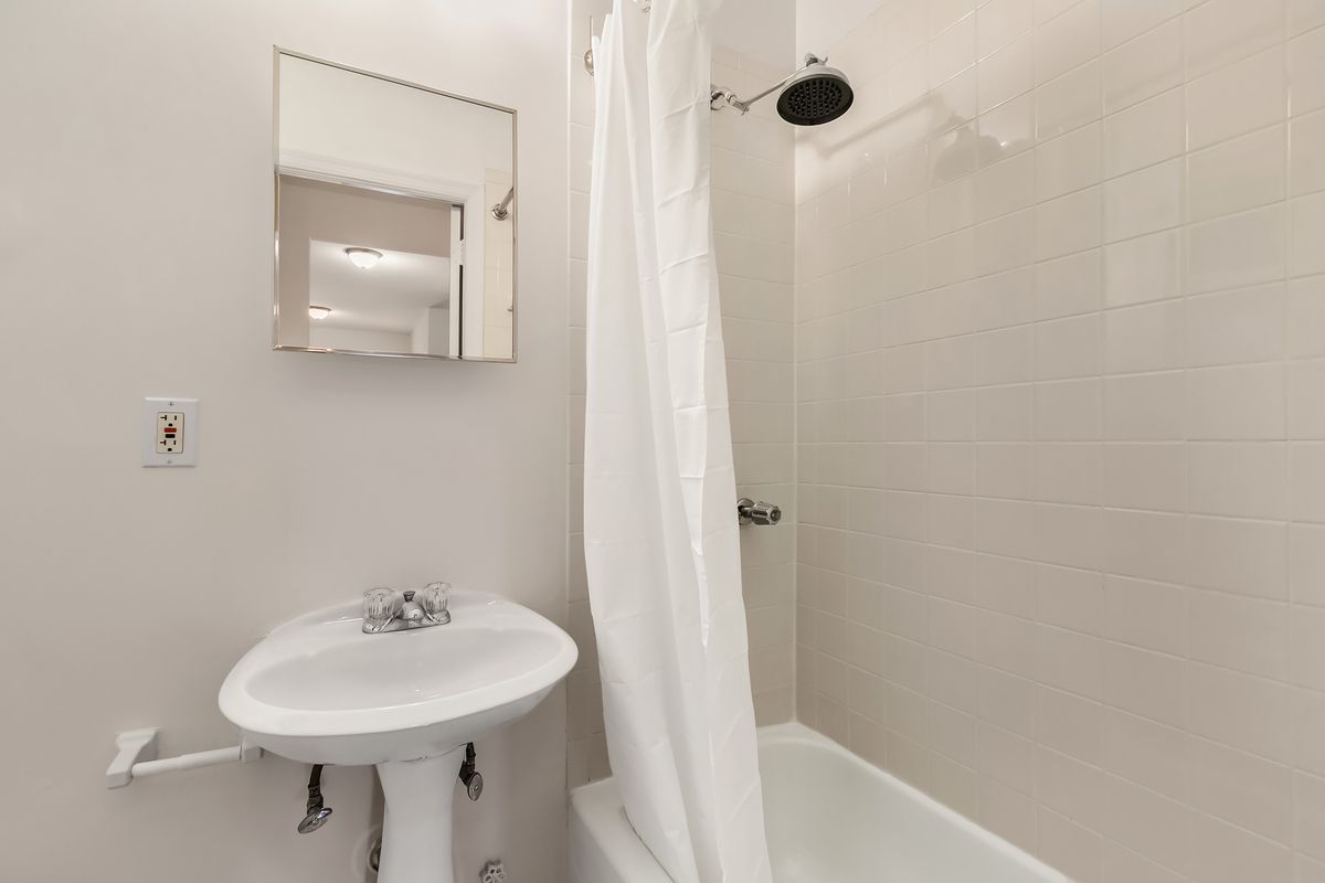 194 Bleecker Street, Unit 4D Manhattan, NY 10012 - Photo 4 of 5