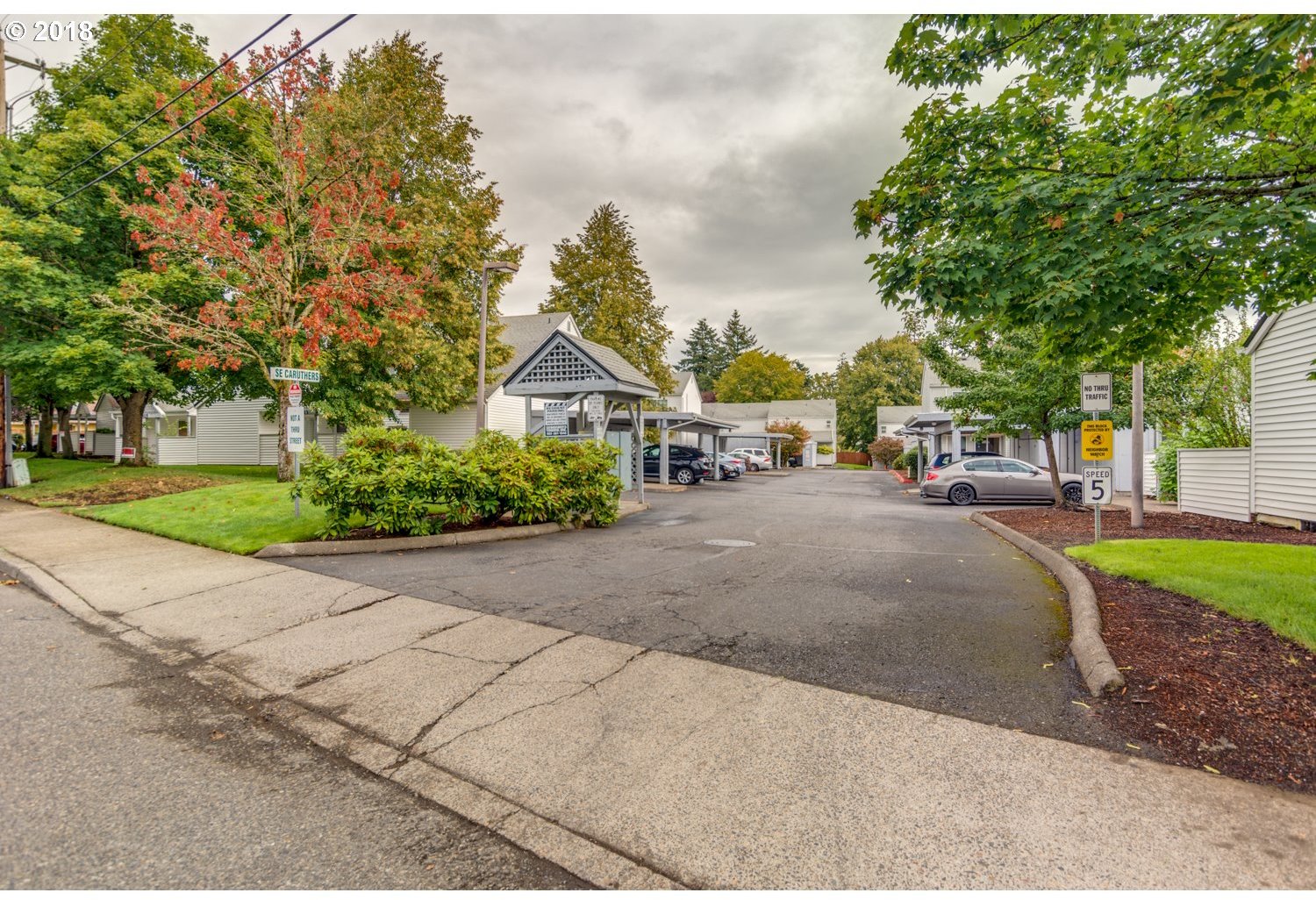 12433 Southeast Caruthers Street Portland, OR 97233 - Photo 26 of 32