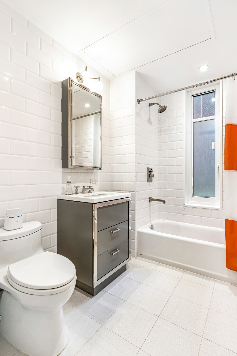 200 East 79th Street, Unit 3B Manhattan, NY 10075 - Photo 9 of 13