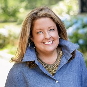 Headshot of Maureen Lagarde