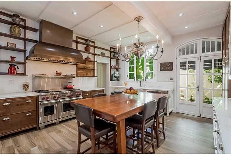 1017 Hardee Road Coral Gables, FL 33146 - Photo 6 of 35 Gallery Image 6
