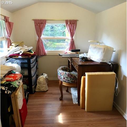 4760 Reston Road Roseburg, OR 97471 - Photo 8 of 16