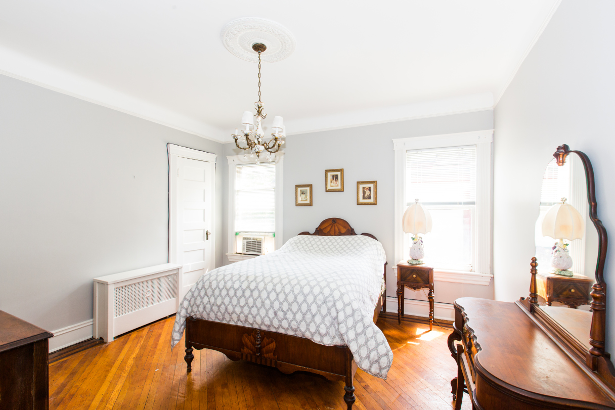 51 Waldorf Court Brooklyn, NY 11230 - Photo 6 of 12