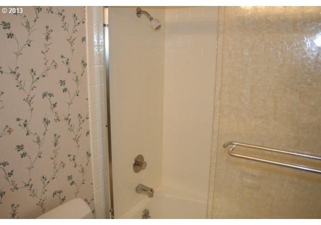 11325 Southwest Cardinal Terrace Beaverton, OR 97008 - Photo 6 of 16 Gallery Image 6