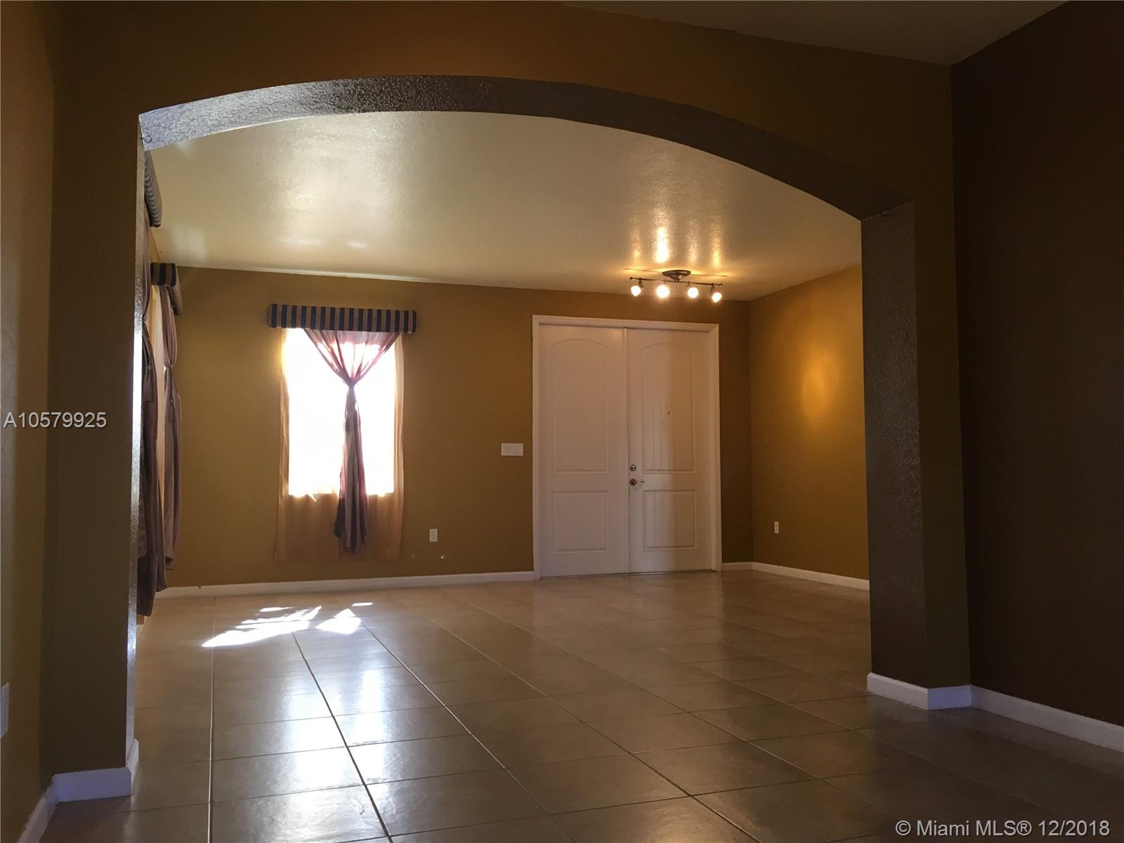 11215 Southwest 227th Street Miami, FL 33170 - Photo 5 of 38