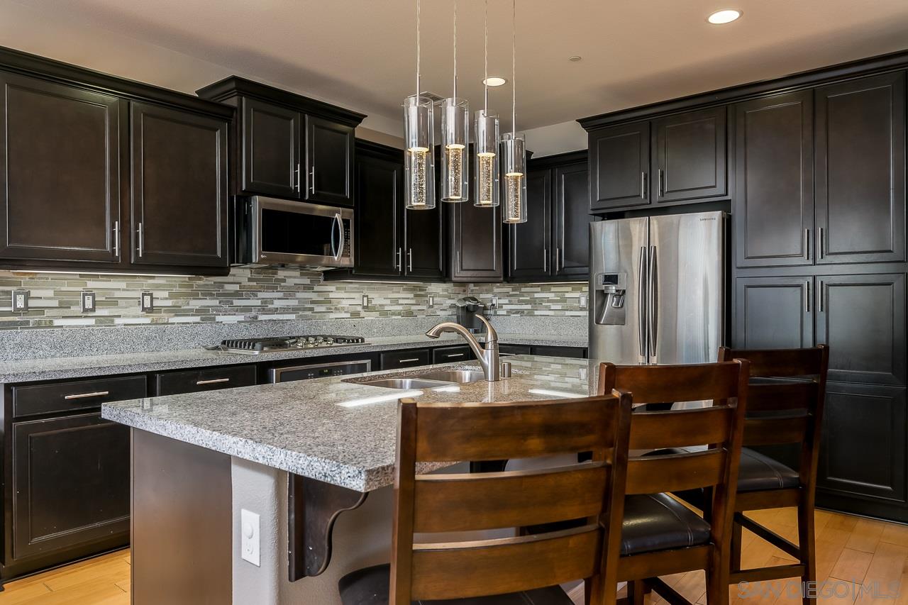 1014 Bellingham Drive Oceanside, CA 92057 - Photo 8 of 25