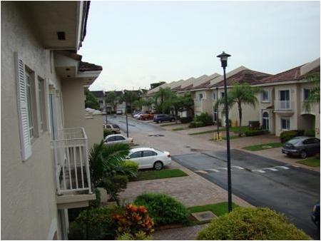 10150 Southwest 88th Street, Unit 104 Miami, FL 33176 - Photo 10 of 10