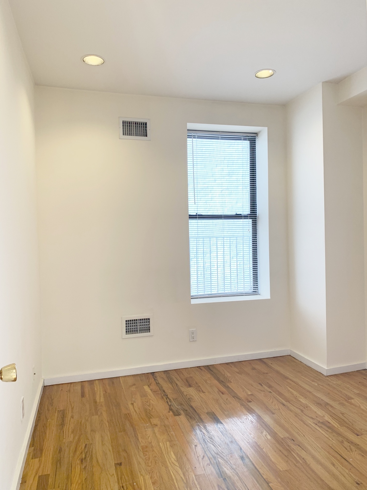 1627 Park Avenue Avenue, Unit 4C Manhattan, NY 10029 - Photo 4 of 7