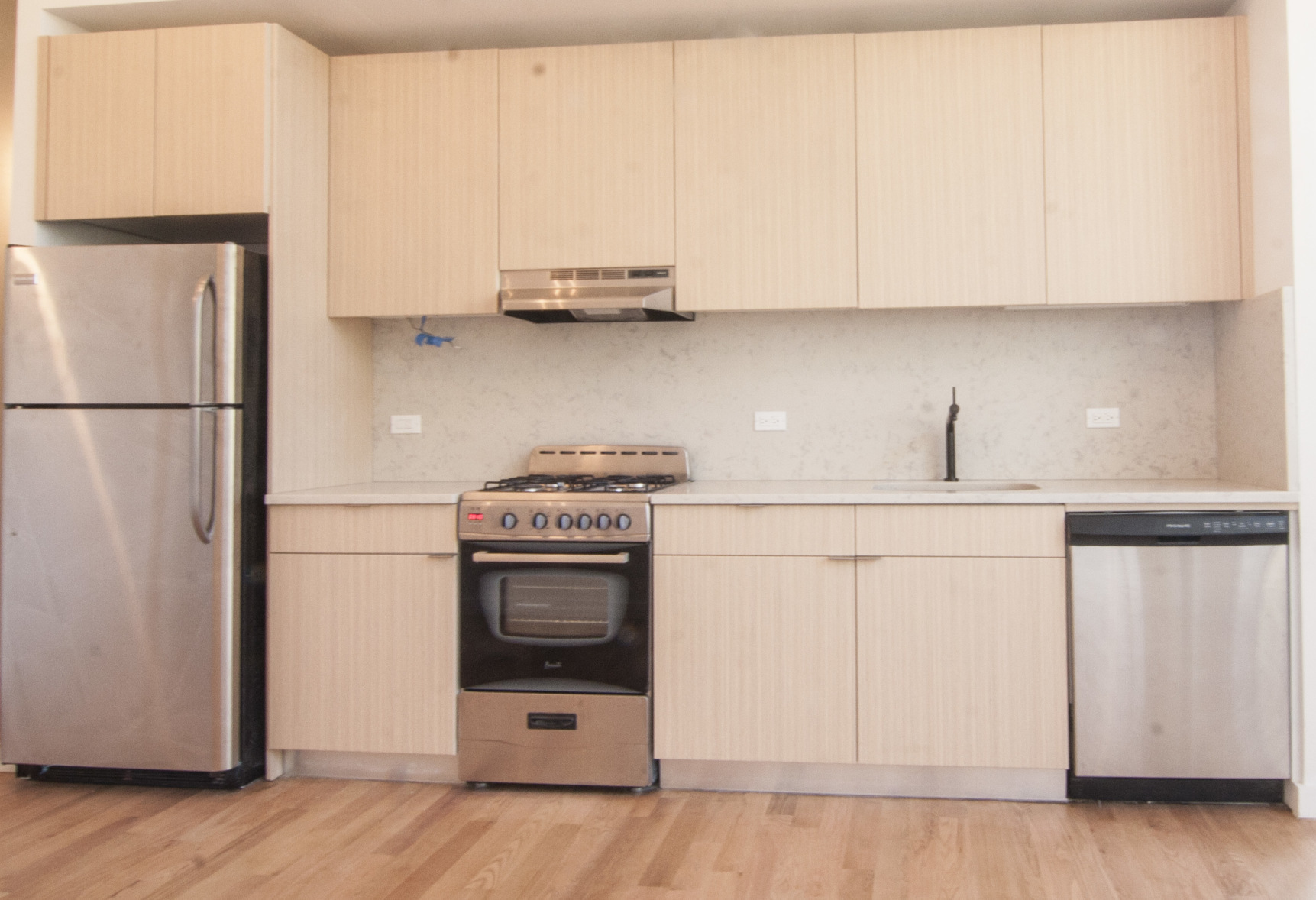 59 Bogart Street, Unit 217 Brooklyn, NY 11206 - Photo 5 of 18