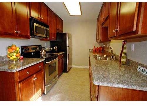 321 Rancho Drive, Unit 8 Chula Vista, CA 91911 - Photo 3 of 8