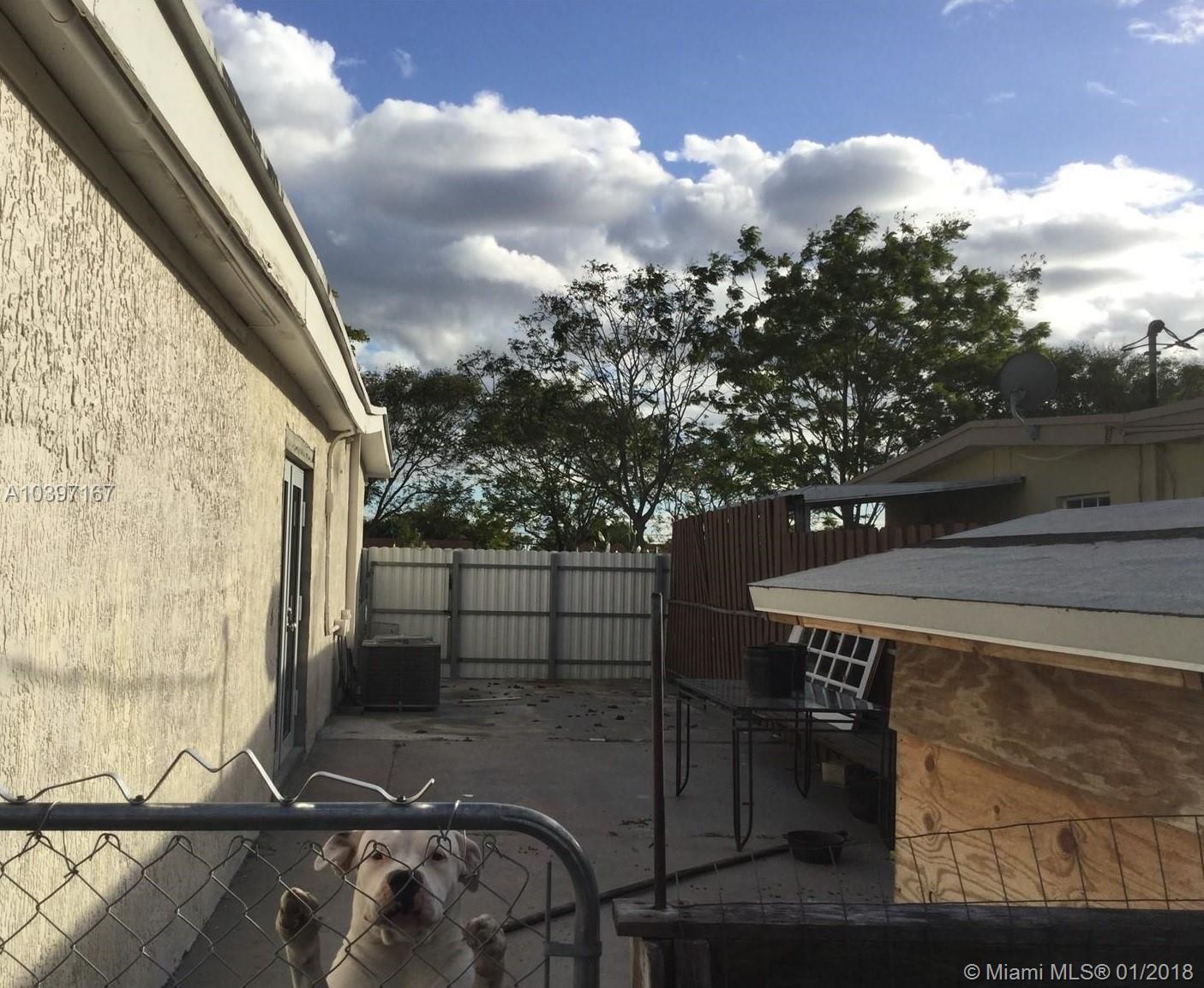 11001 Southwest 56th Street Miami, FL 33165 - Photo 12 of 18