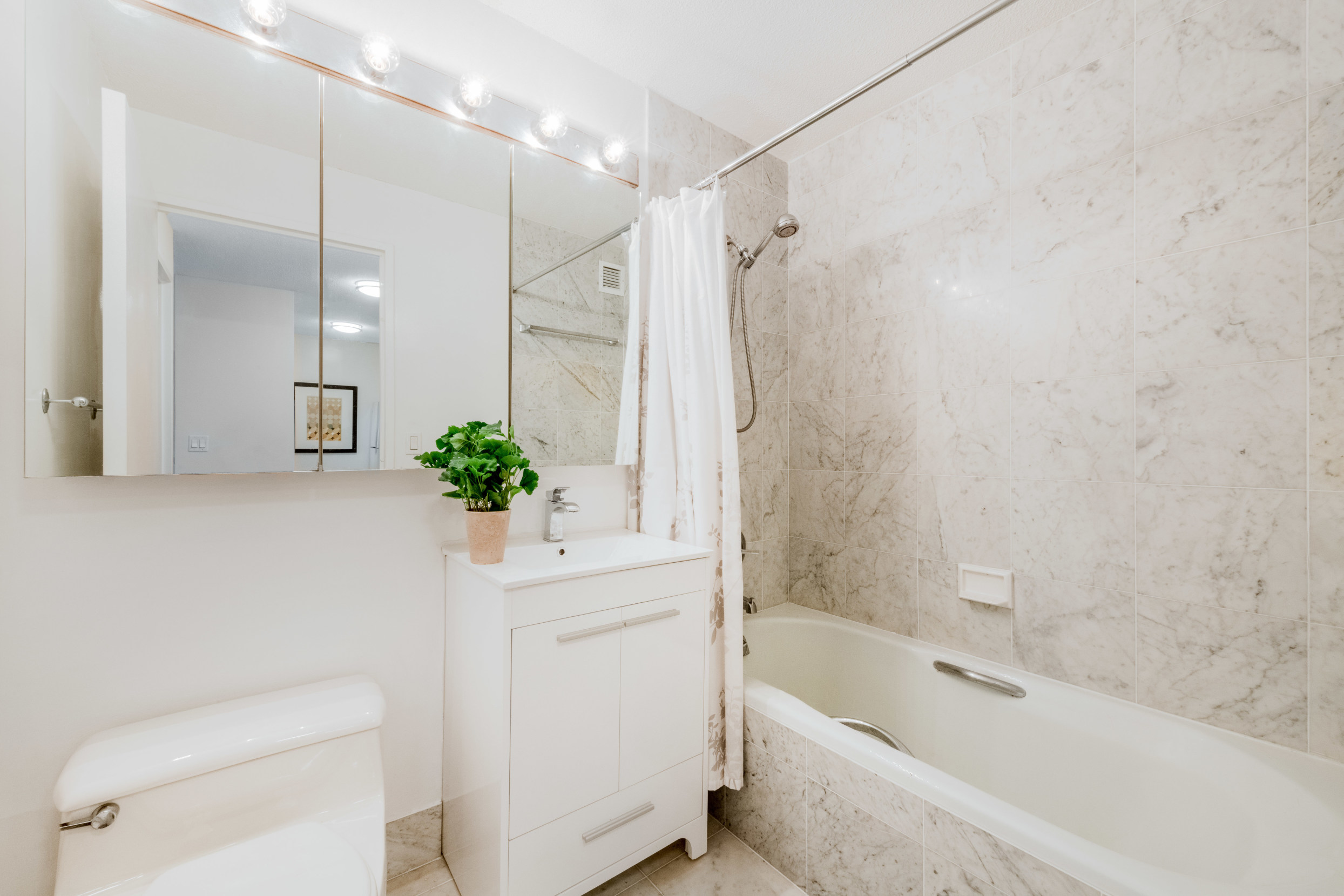 2 South End Avenue, Unit 6V Manhattan, NY 10280 - Photo 9 of 15