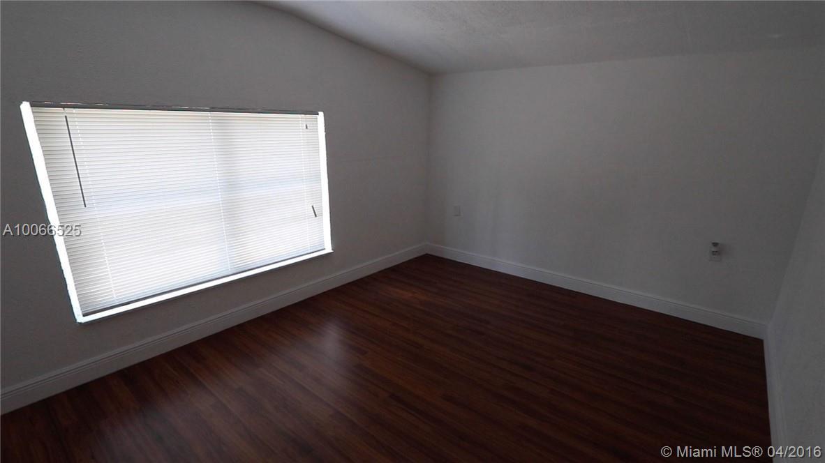 910 Northwest 89th Street Miami, FL 33150 - Photo 24 of 35
