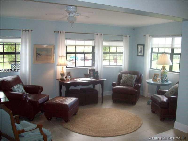 19650 Southwest 207th Avenue Miami, FL 33187 - Photo 20 of 34