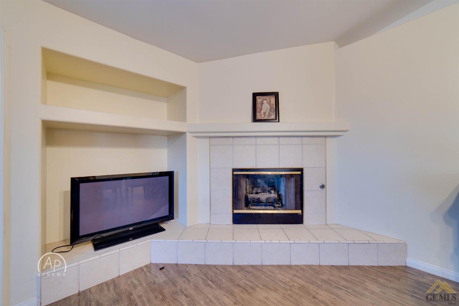 6902 Akers Road Bakersfield, CA 93313 - Photo 10 of 24