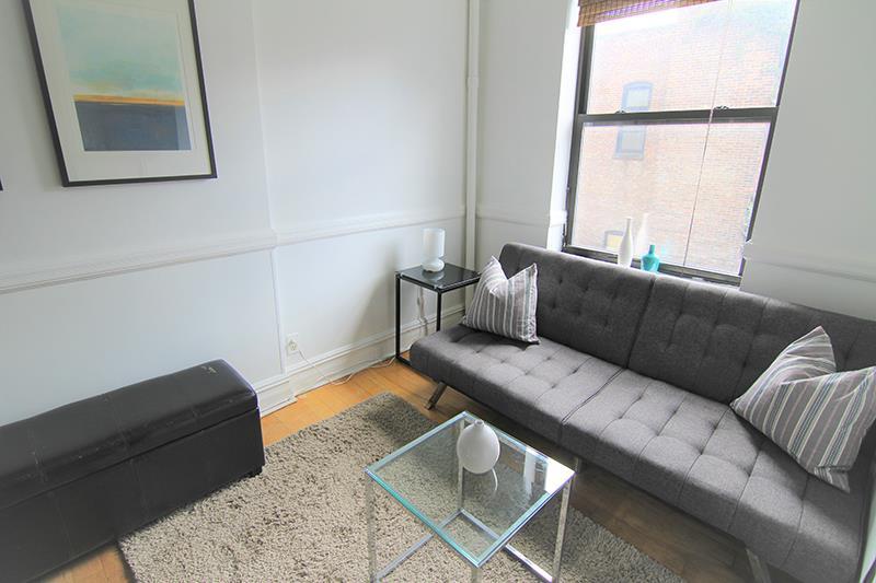 39 Christopher Street, Unit 2B Manhattan, NY 10014 - Photo 2 of 6