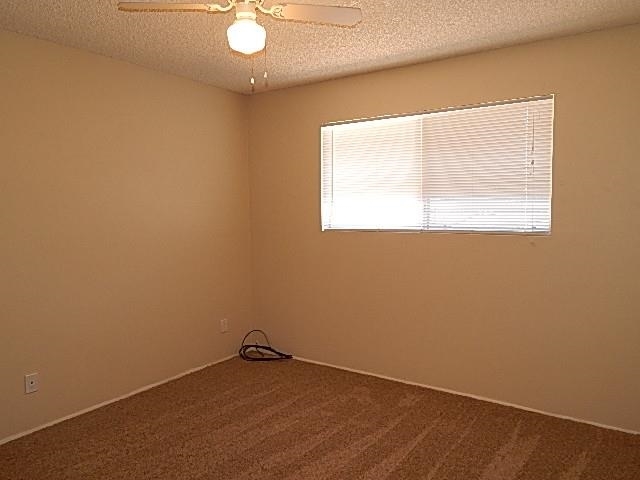 8741 Rhodes Court Santee, CA 92071 - Photo 11 of 23 Gallery Image 11