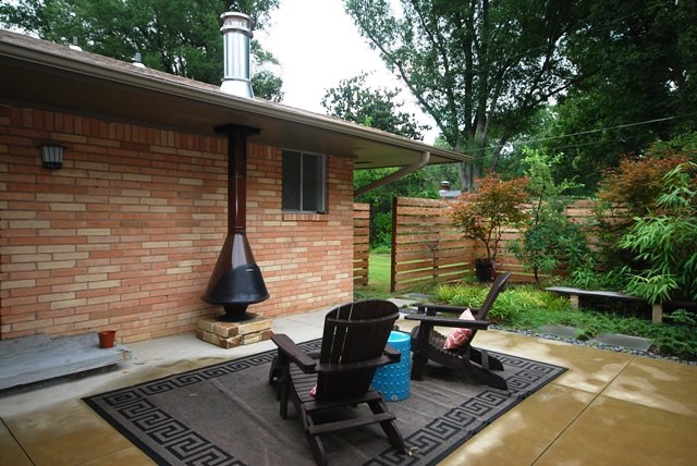 4241 Minden Road Memphis, TN 38117 - Photo 18 of 18 Oversized Patio - GREAT for Relaxing and Entertaining!