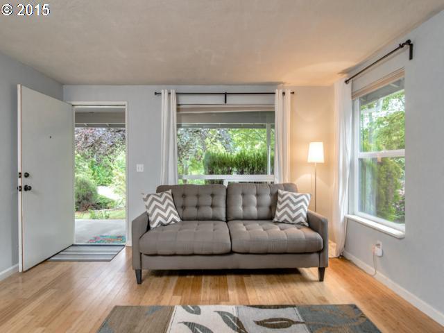 5333 Southwest Custer Street Portland, OR 97219 - Photo 15 of 16 Gallery Image 15